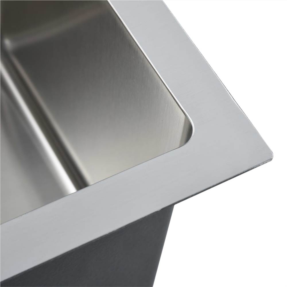 Handmade Kitchen Sink with Strainer Stainless Steel