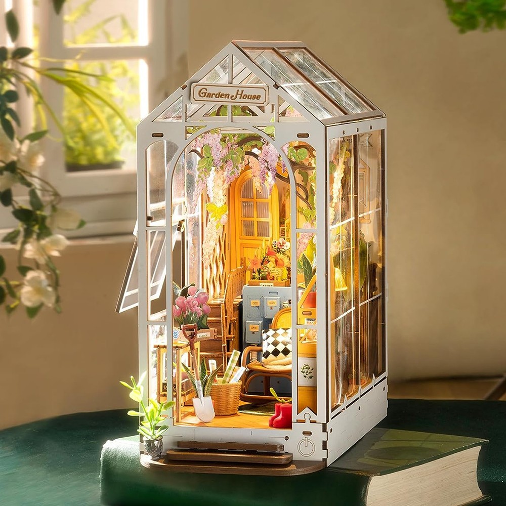 

Rolife TGB06 Holiday Garden House DIY Book Nook Shelf Insert 3D Wooden Puzzle Kit, 176pcs