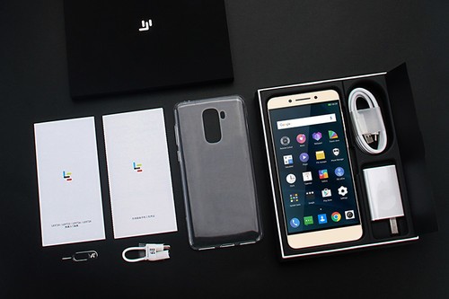 LeEco LeTV Le Pro 3 Elite X722 4GB 32GB Smartphone Gold