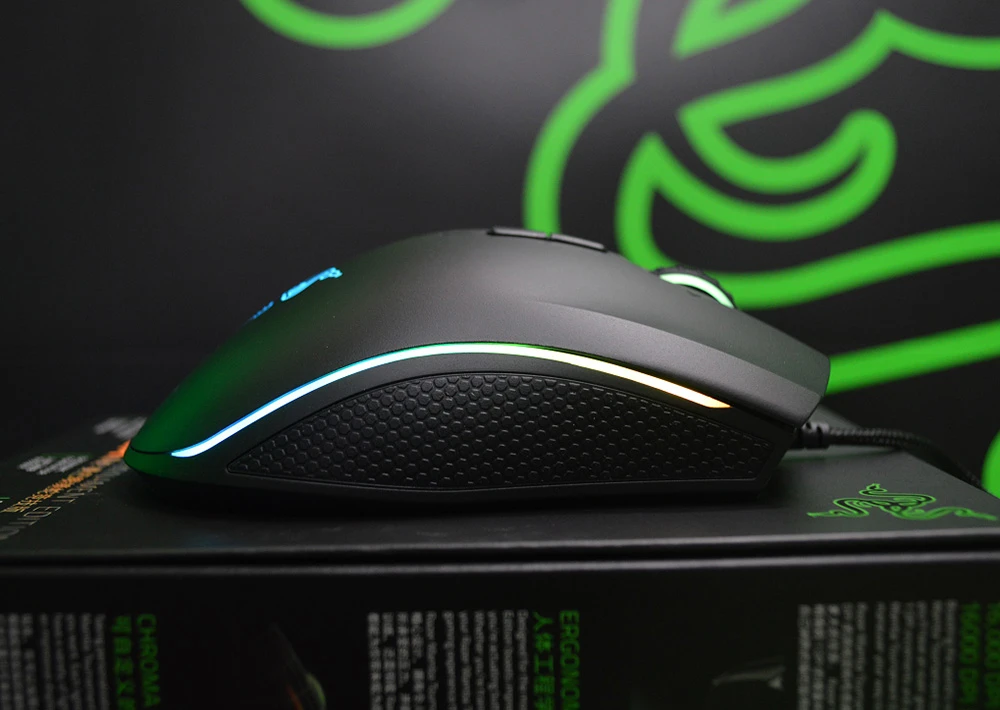 Razer Mamba人間工学に基づいたレーザー有線ゲーミングマウス