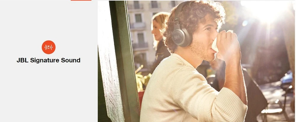 JBL LIVE 650BTNCワイヤレスBluetoothヘッドフォンブラック