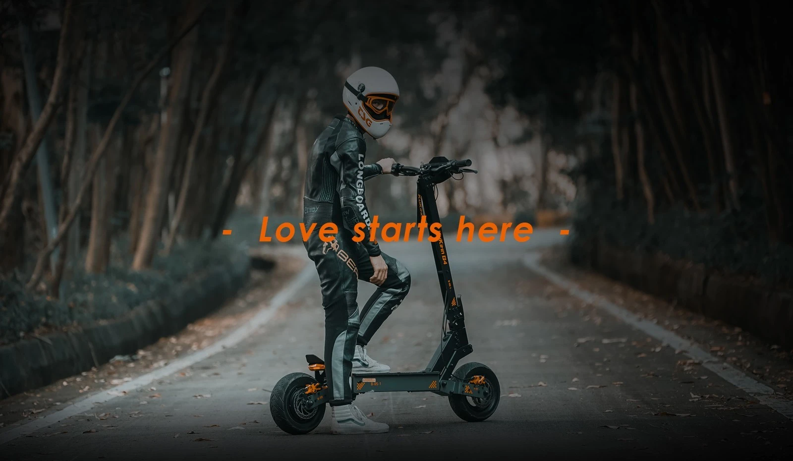 KuKirin G4 Off-Road Electric Scooter with 2000W Motor, 20Ah Battery, 75km Top Range, 70km/h Max Speed