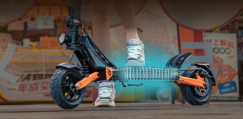 KuKirin G2 Pro 2024 New version Folding Electric Scooter 9.0x3.0 Inch Tubeless Vacuum Tire 600W Motor 48V 15.6Ah Battery 58km Max Range, HD LCD Display Dual Disc Brake Led Light Spring Shock Absorber, Detachable Seat Turn signal light