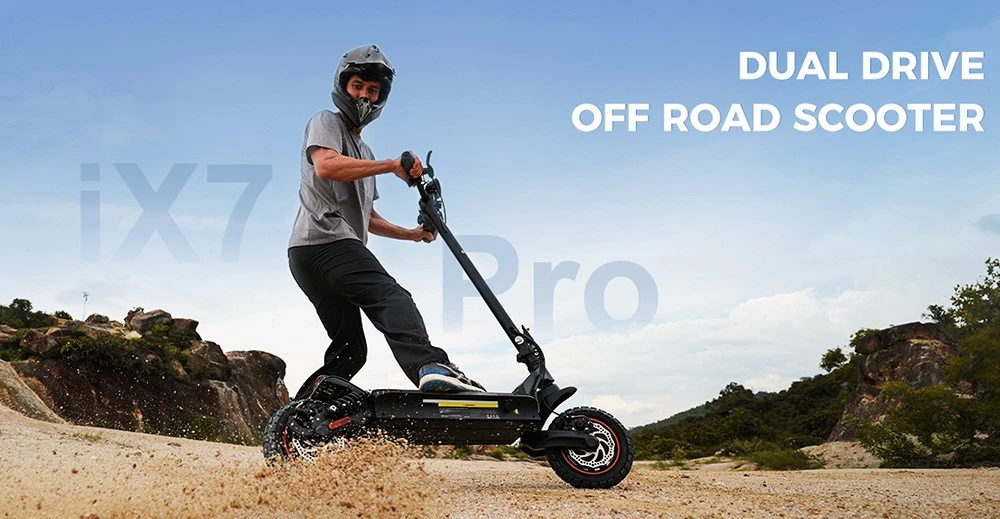 iScooter iX7 Pro elektromos roller kijelző közelről