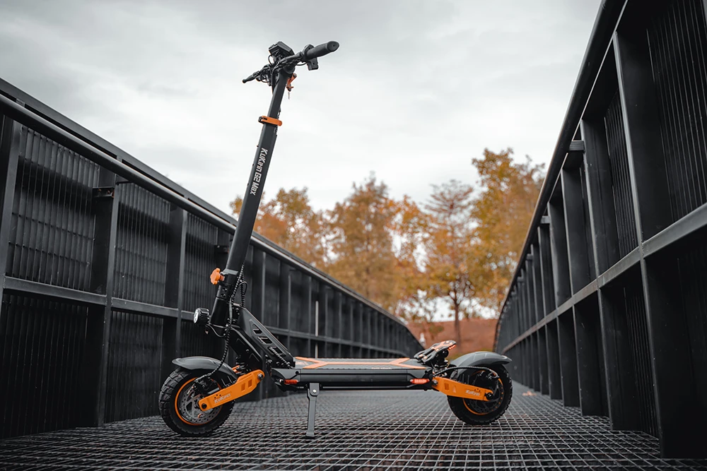 Trottinette électrique KuKirin G2 Max Pneus tout-terrain de 10 pouces Moteur 1000 W Vitesse maximale de 55 km/h Batterie 48 V 20 Ah Autonomie de 80 km Charge maximale de 120 kg Siège amovible Hauteur réglable