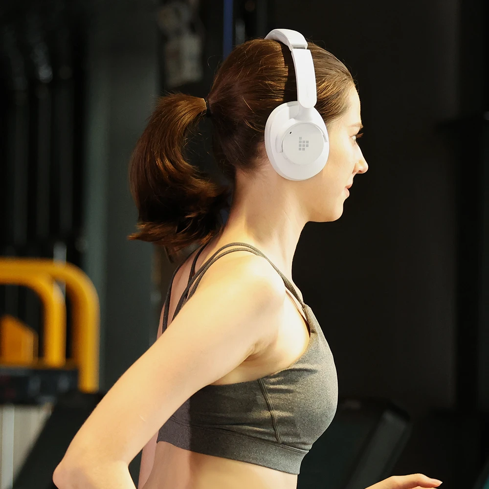 Căști ANC hibride Tronsmart SOUNFII Q20S, Bluetooth 5.3, anulare activă hibridă a zgomotului, timp de redare 60 de ore, sunet de înaltă rezoluție, căști pentru urechi pivotante la 90°, pereche cu 2 dispozitive, control al aplicației Tronsmart - alb