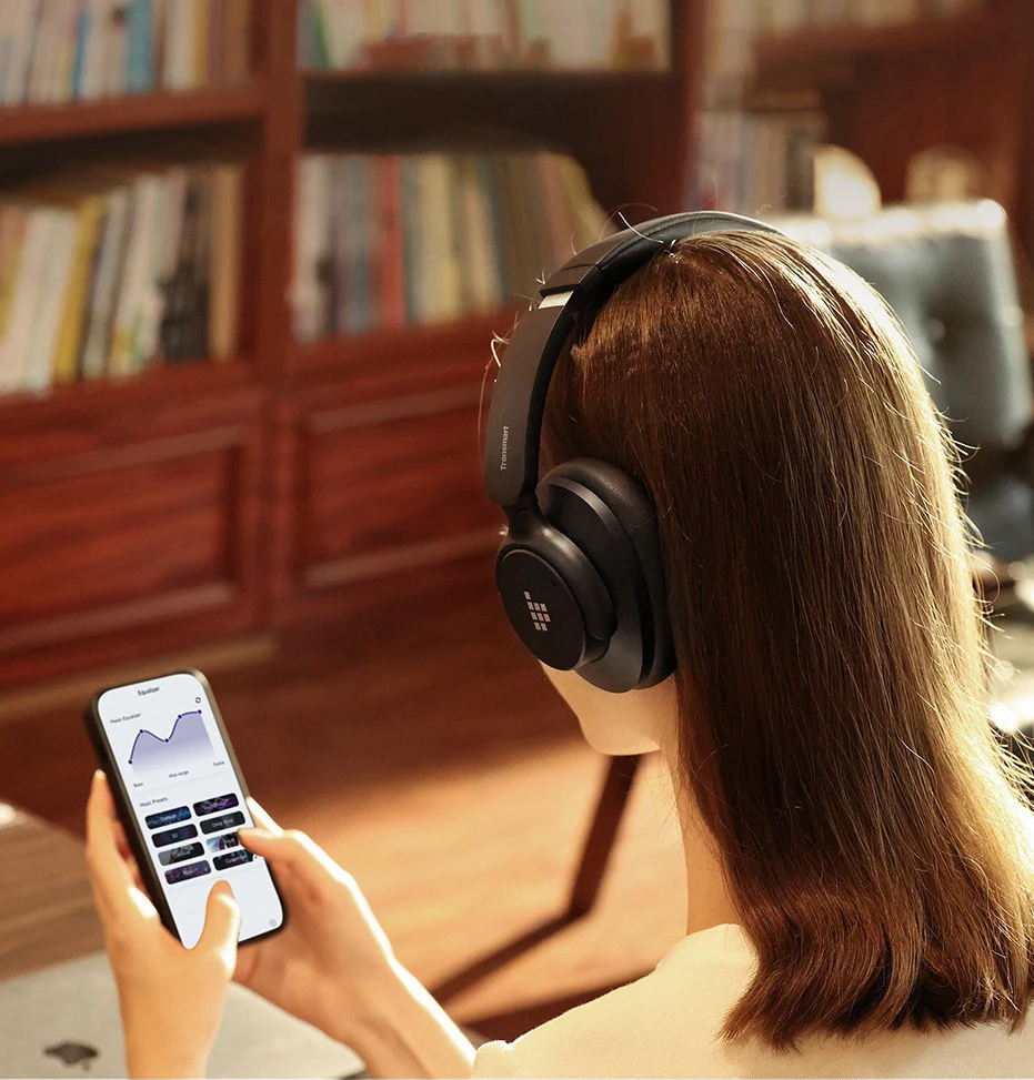 Căști ANC hibride Tronsmart SOUNFII Q20S, Bluetooth 5.3, anulare activă hibridă a zgomotului, timp de redare 60 de ore, audio de înaltă rezoluție, căști rotative la 90°, pereche cu 2 dispozitive, control aplicație Tronsmart - negru