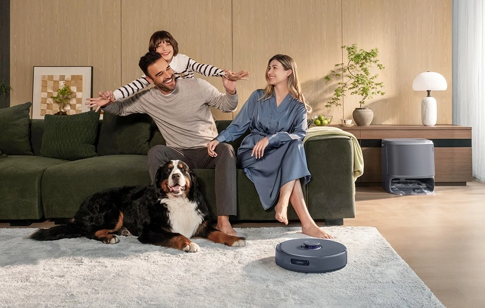 Narwal Freo Z10 Ultra Robot Vacuum with Self-emptying Base Station, 18,000Pa Suction, AI Vision, DirtSense Technology, Tangle-free Brush, 45-75°C Hot Water Wash, LDS Navigation, 8N Mopping, Gray