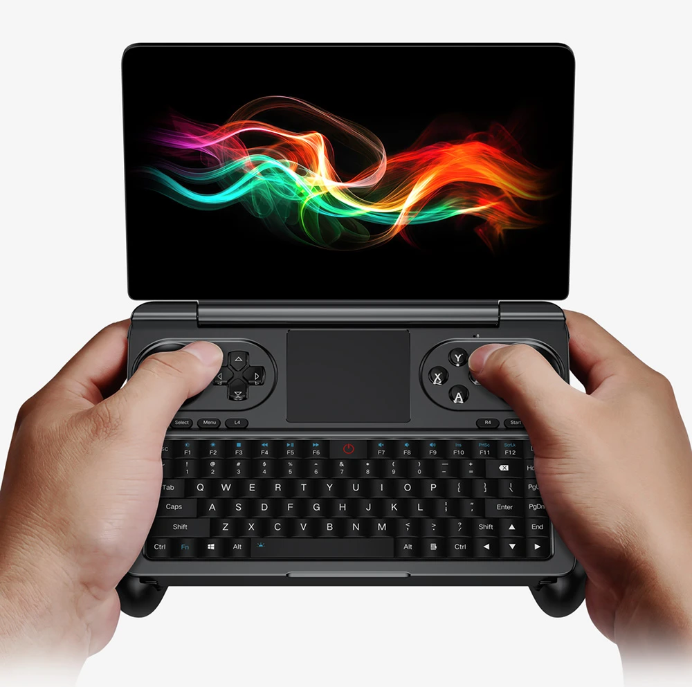 Console de jeu portable GPD WIN Mini (2025), écran 7'' 1920x1080, AMD Ryzen AI 9 HX 370 12 cœurs, fréquence max. 5,1 GHz, 120 Hz, 64 Go de RAM LPDDR5x, SSD 2 To, Wi-Fi 6E, Bluetooth 5.3, haut-parleurs hyper-linéaires, 1 port USB 4, 1 port USB 3.2 Type-C, 1 port USB Type-A, 1 port MicroSD - Noir, prise UE