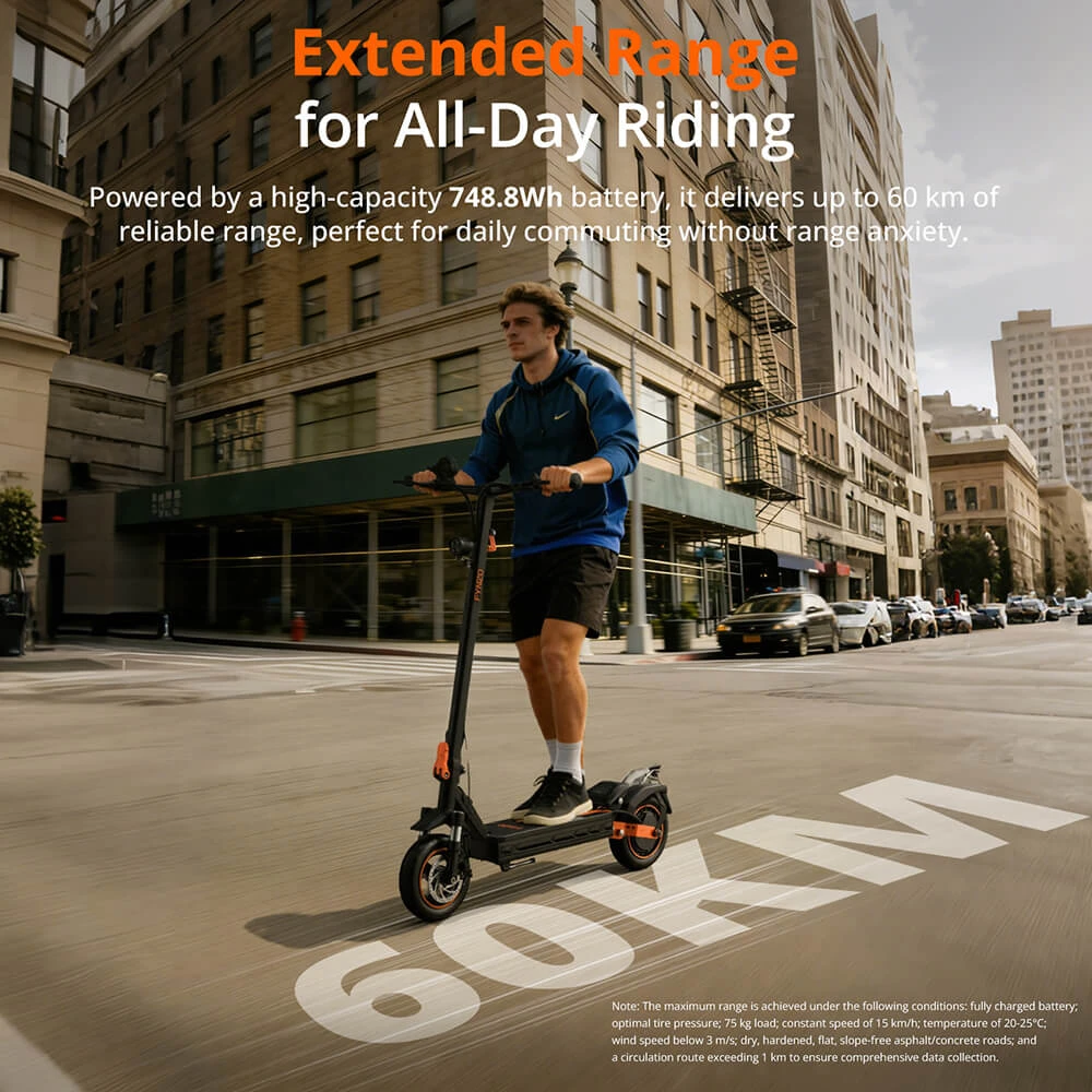 Trottinette électrique pliable Fynzo S11, moteur de 1100 W (puissance maximale), batterie 48 V 15,6 Ah, vitesse maximale de 45 km/h, autonomie de 60 km, suspensions avant (fourche) et arrière (bras oscillant), 10 pouces