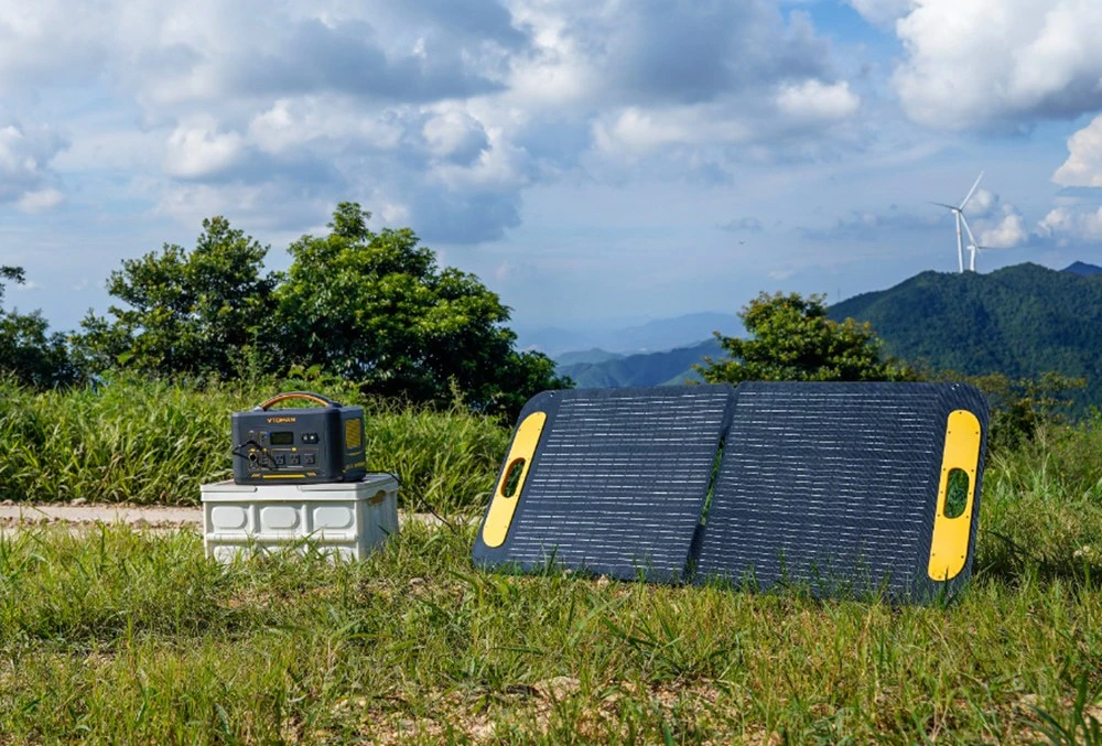 VTOMAN VS110 110W Foldable Solar Panel, 23% High-Efficiency Monocrystalline Cells, IP67 Waterproof ETFE Surface, Adjustable Kickstand, MC4 Connector for Portable Power Stations