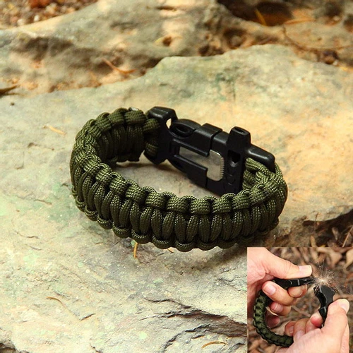Outdoor Multi-purpose Survival Paracord Bracelet