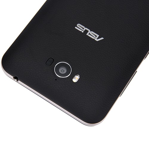 ASUS - ASUS ZenFone Max 16GB 黒 国内版SIMフリー Amazon | 【国内正規品】ASUSTek ZenFone Max (SIMフリー