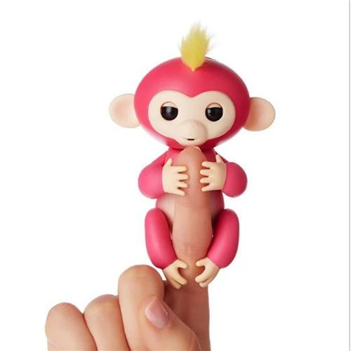 Bebê macaco branco interativo