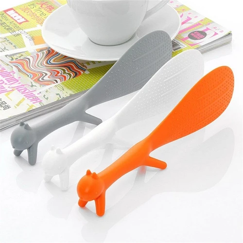 https://img.gkbcdn.com/p/2018-05-22/kitchen-squirrel-rice-paddle-scoop-spoon-1571989623732._w500_p1_.jpg