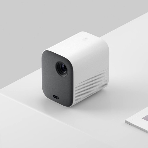 プロジェクター ホワイト XIAOMI PROJECTOR 2 本物の高品質！ シャオミ、“ポータブルなおうち映画館” がコンセプトの家庭用