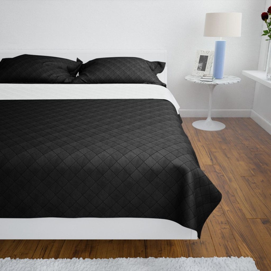 Double Sided Quilted Bedspread Black White 170 X 210 Cm