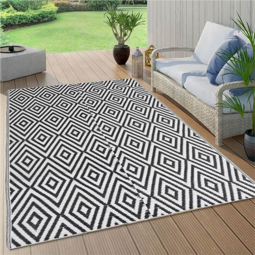 Outdoor Rug Black 140x200 cm PP