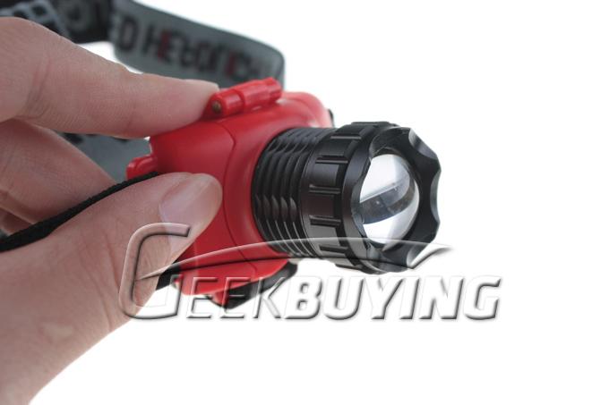Q5 250lm 3-Mode White LED Zoomable Headlamp Red (3x AAA /1x 18650)