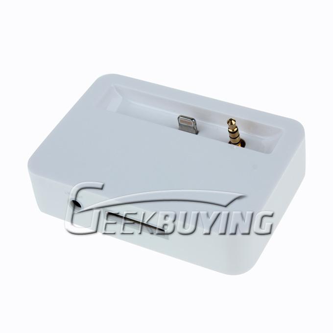 Brand New Male to 8-Pin Female Sync Charger Dock Station with 3.5mm Audio Metal Head for iPhone 5S/5C/5/iPod Touch 5 - White
