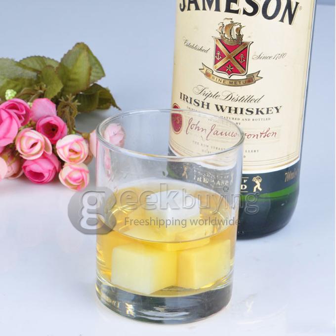 Teroforma's Whiskey Stones Ceramic Stone Ice Cubes Wine Bev Chillers  9pcs/set