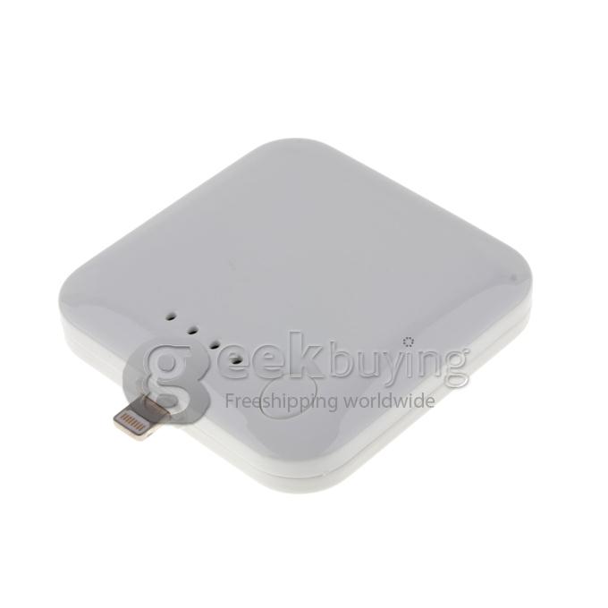 Portable 2200mAh External Battery Portable Charger Power Bank for iPhone 5S 5C 5 / iPad Mini /iPad 4 - White