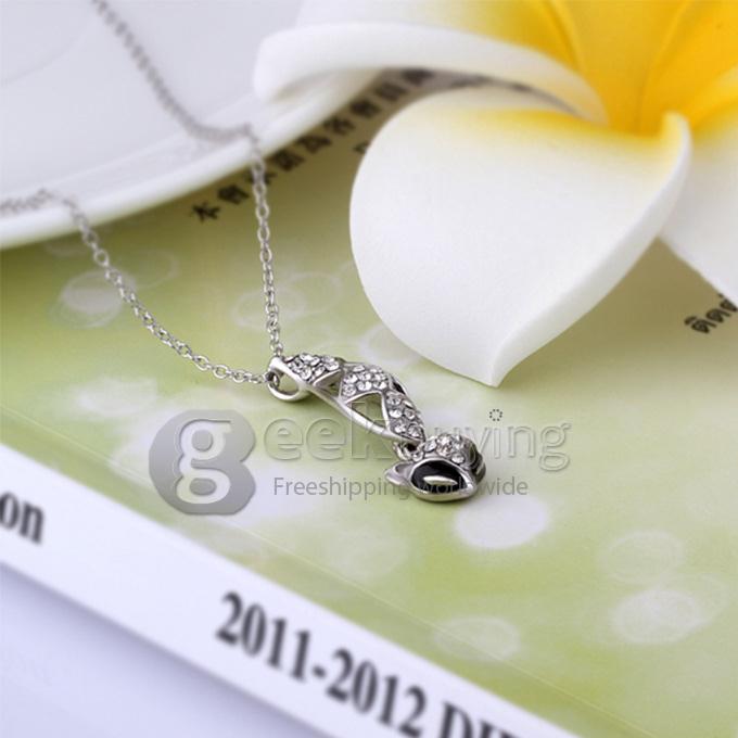 Fashion 18KRGP Silver Fox-shaped Diamond Pendant Alloy Necklace 