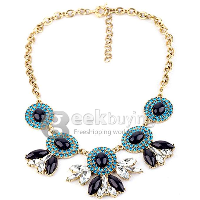 Graceful Jewels Crystals Pendant Necklace for Women - Blue