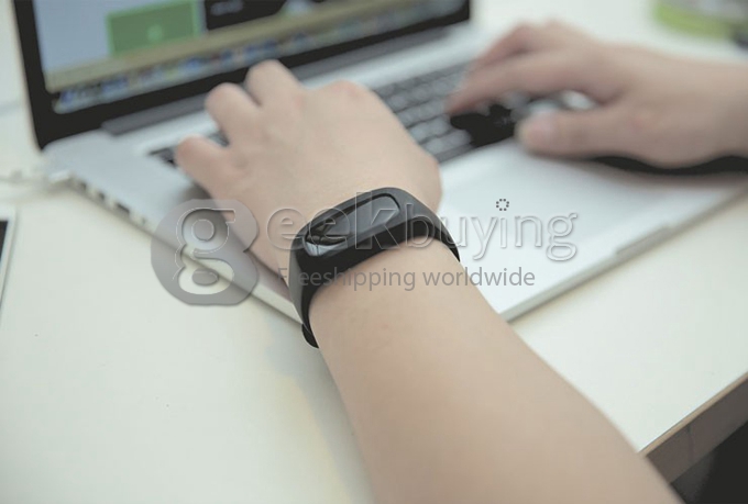 New Arrival ibody Smart Sport Wristband 3D Pedometer Activity Sleep Tracker For Calories Burned & Steps & Distance