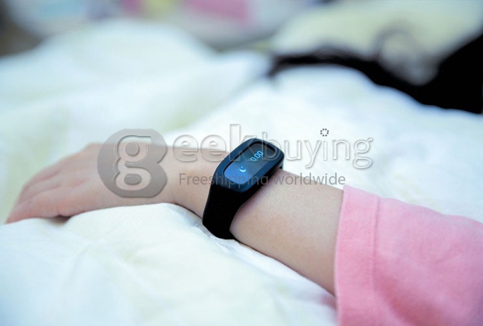 New Arrival ibody Smart Sport Wristband 3D Pedometer Activity Sleep Tracker For Calories Burned & Steps & Distance