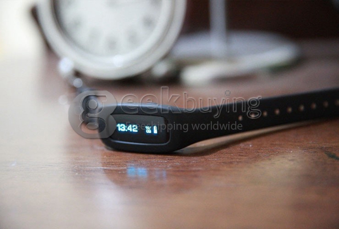 New Arrival ibody Smart Sport Wristband 3D Pedometer Activity Sleep Tracker For Calories Burned & Steps & Distance