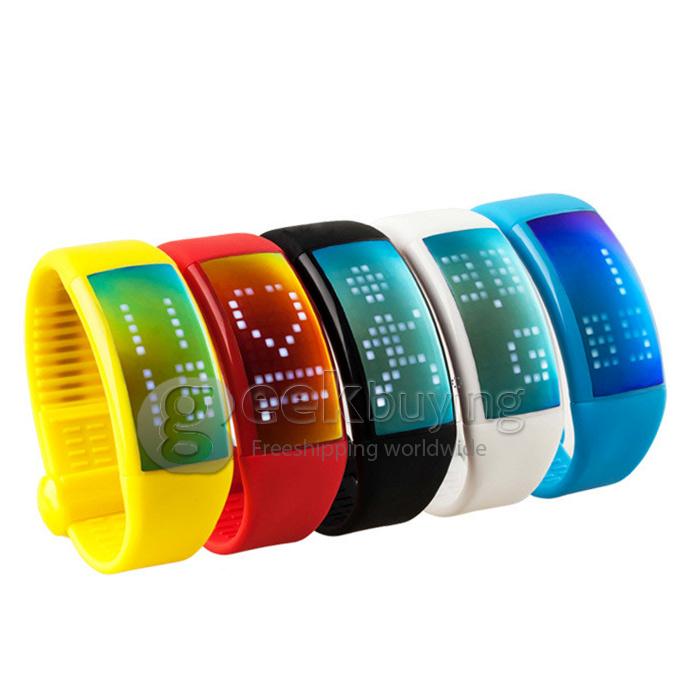 Personalized Accurate Signature USB 3D Acceleration Sensor Pedometer Smart Watch 8G Capacity - White