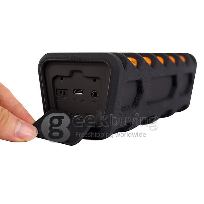 DC-932 Portable Outdoor Waterproof Shockproof Wireless Bluetooth Speaker with Mic for Mobile Phone Notebook MP3 - Black