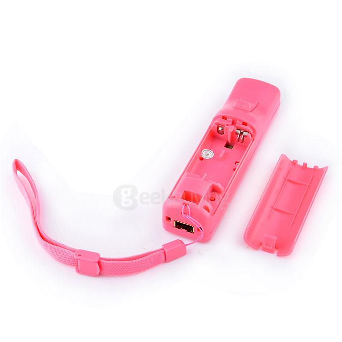 Remote Controller Nunchuck Set With Motion Tech Accelerator Silicone Sleeve Strap For Wii MotionPlus (2 x AA) - Pink