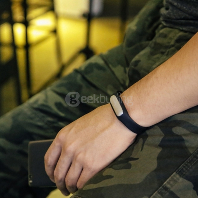 [Package A] Original Balck Xiaomi Mi Band 1S IP67 Bluetooth 4.0 Heart Rate Smartband + Blue Replacement Wearable Wrist Strap Wristband