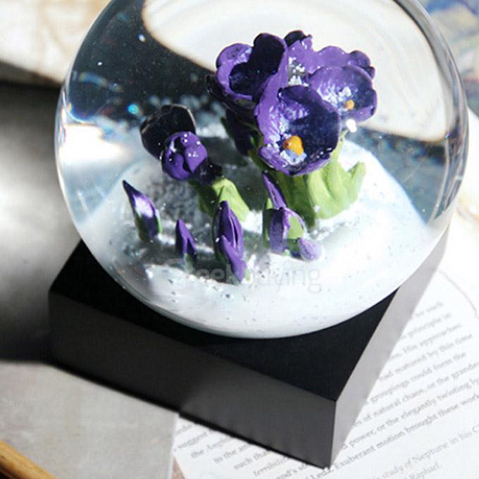 Creative Purple Flower Crystal Ball Snow Globe
