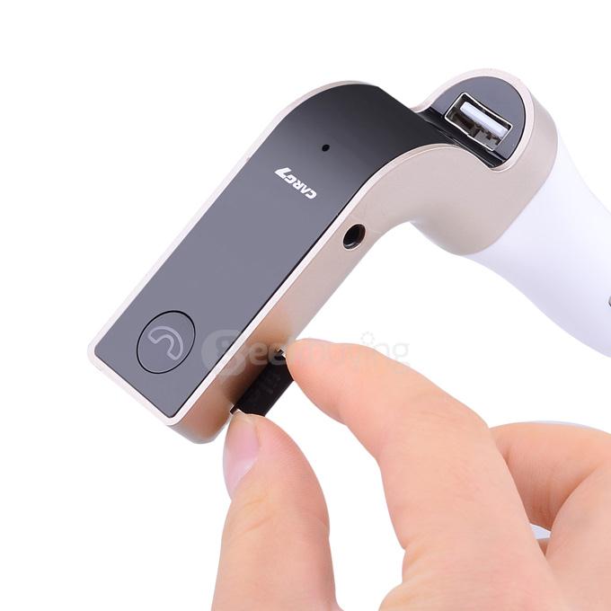 CARG7 USB Bluetooth V2.1+EDR Car Charger w/ Voltage Display TF