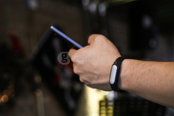 [HK Stock](Official Global Version) Original Xiaomi Mi Band 1S Heart Rate Monitor Smart Bracelet Bluetooth 4.0 IP67 Fitness Tracker with LED Light for Android & iOS - Black