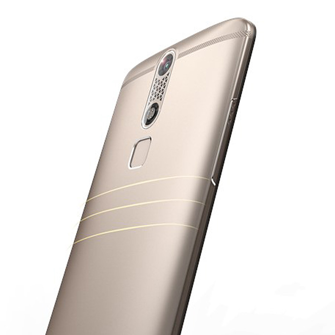 [HK Stock] ZTE Axon Mini 5.2inch Android 5.1 3GB 32GB Smartphone Qualcomm MSM8939 Octa Core 13.0MP HIFI Touch ID - Ion Gold