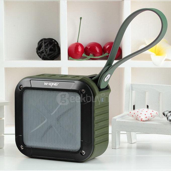 W-KING S7 Portable NFC Wireless Bluetooth 4.0 Speaker with MIC 10 Hours Playtime for Outdoors/Shower - Army Green