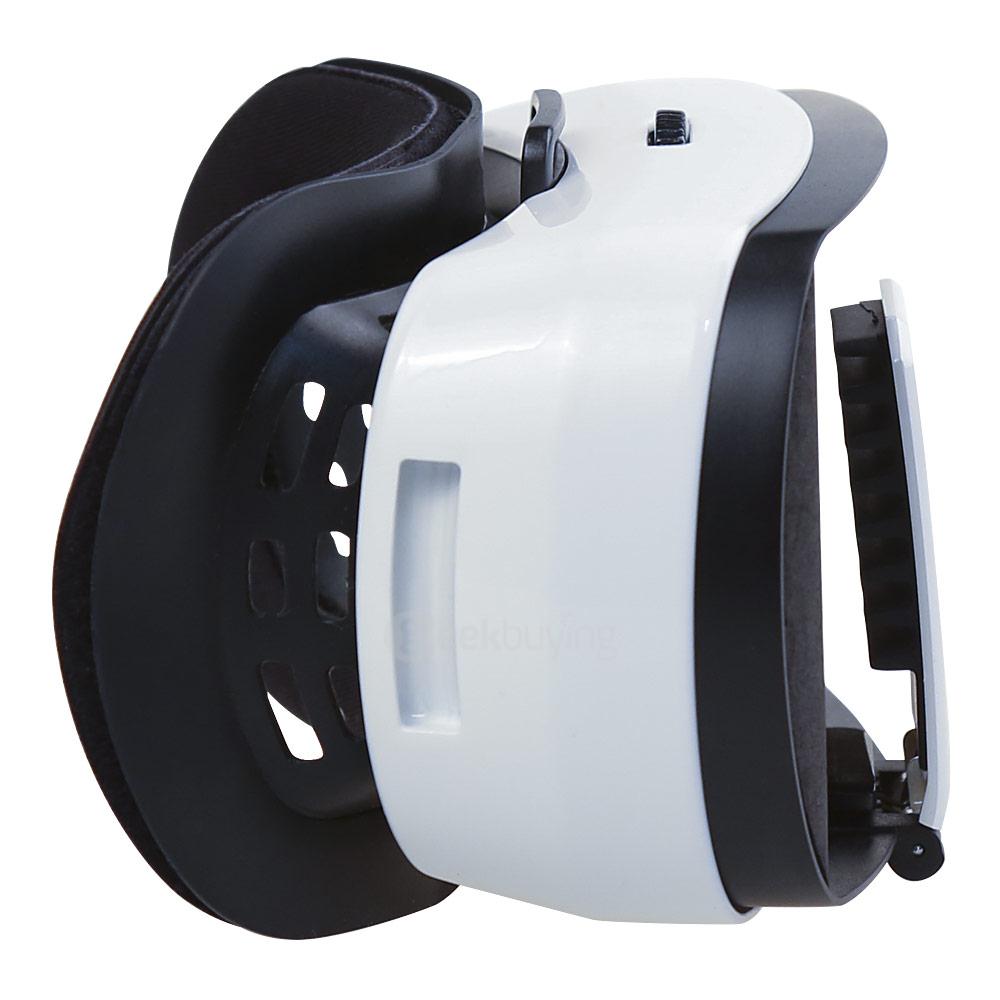 Deepoon V3 Immersive 3D Virtual Reality VR Headset FOV96 Adjustable IPD and Focus Video Game VR Headset with Bluetooth Remote Control for 4.7-5.7inches Smartphones