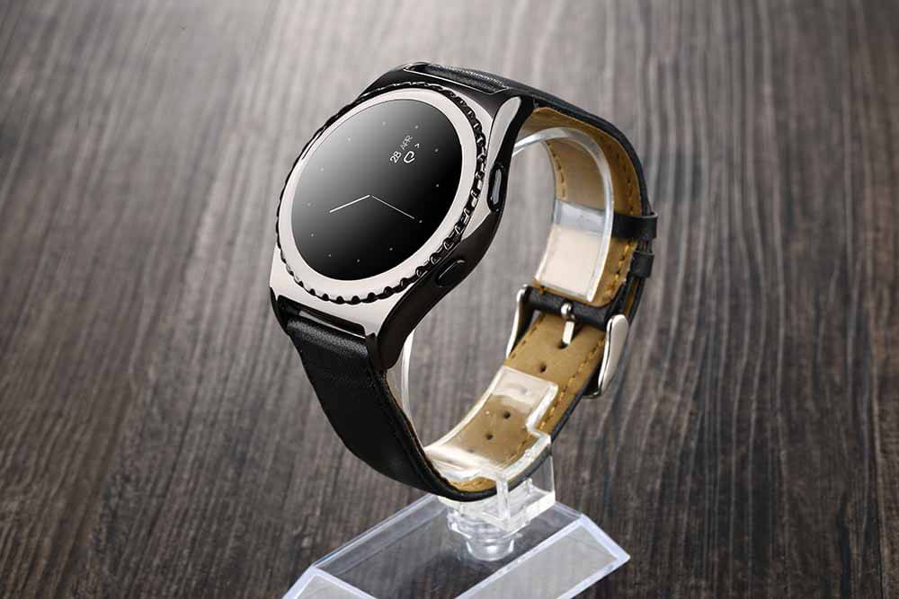 Pi MTK6261 Bluetooth Smart Watch Heart Rate Monitor Sleep Fitness Tracker 1.3 inch TP Sapphire Glass Dial Leather Strap - Black