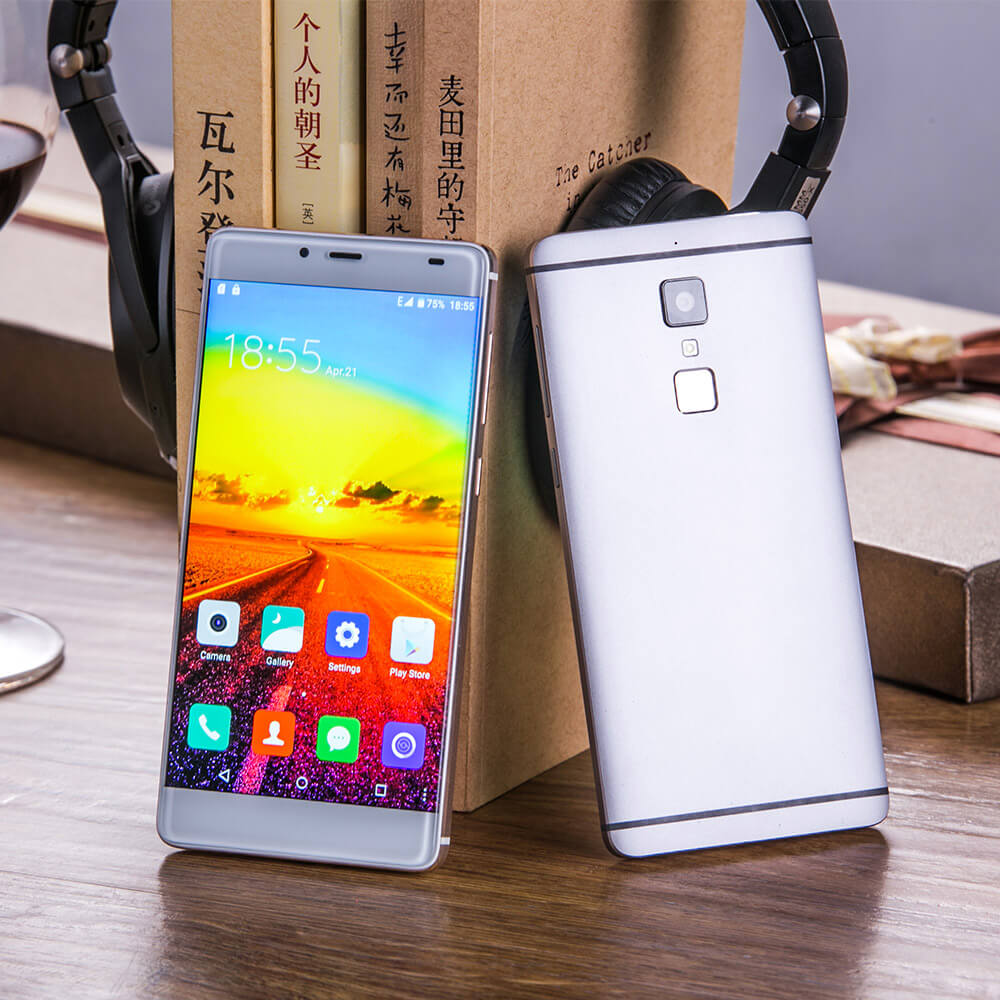[HK Stock][Package B]Elephone S3 5.2inch Bezel-less 2.5D Arc FHD Screen Android 6.0 MTK6753 Octa Core 3GB 16GB Smartphone(Silver) + Leather Case(White) + Tempered Glass