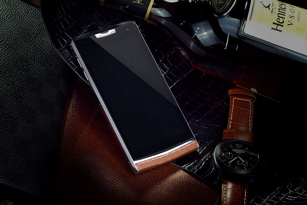 [HK Stock]DOOGEE T3 4.7 Inch HD Android 6.0 4G LTE Smartphone MTK6753 1.3GHz Octa Core 3GB 32GB 5.0MP 13.0MP - Coffee