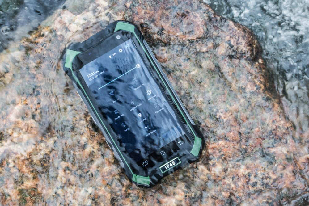 [HK Stock]Blackview BV6000S 4.7inch HD IP68 Waterproof 4G LTE Android 6.0 Rugged Smartphone MT6735 Quad-core 2GB 16GB 8.0MP NFC 4200mAh Fast Charge - Black
