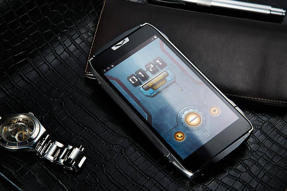 [HK Stock]Doogee T5 5.0inch HD IPS 4G LTE Android 6.0 Waterproof IP67 Rugged Smartphone MT6753 Octa Core 3GB 32GB 13.0MP 4500mAh OTG Hotknot - Black