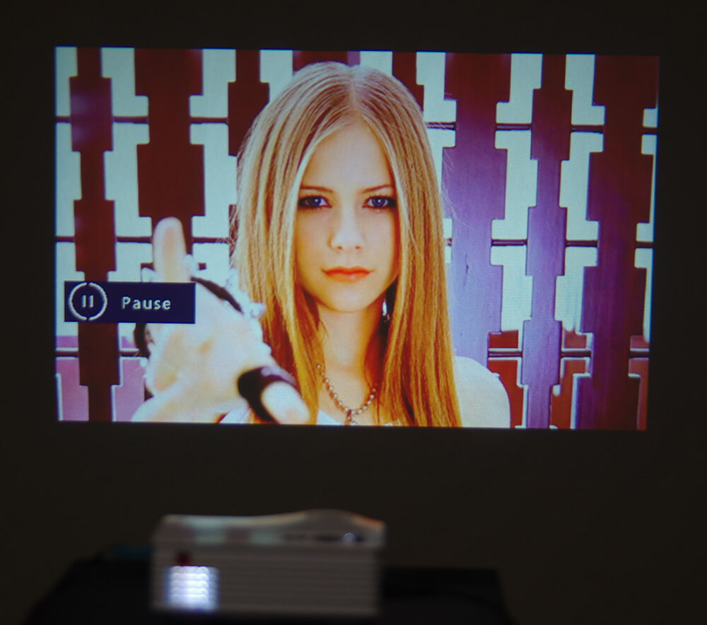 UNIC UC36 LCD Projector 1000 Lumens 640*480 Pixels with HDMI/AV/USB/SD Input Ports - White