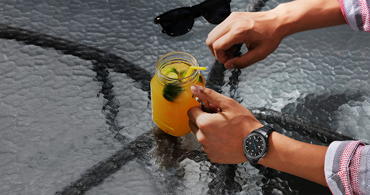 NO.1 D7 Android Smart Watch MTK6572 1.3 Inch 1GB RAM 8GB ROM IP65 Pedometer Heart Rate Monitor Bluetooth WiFi NFC Connection - Black