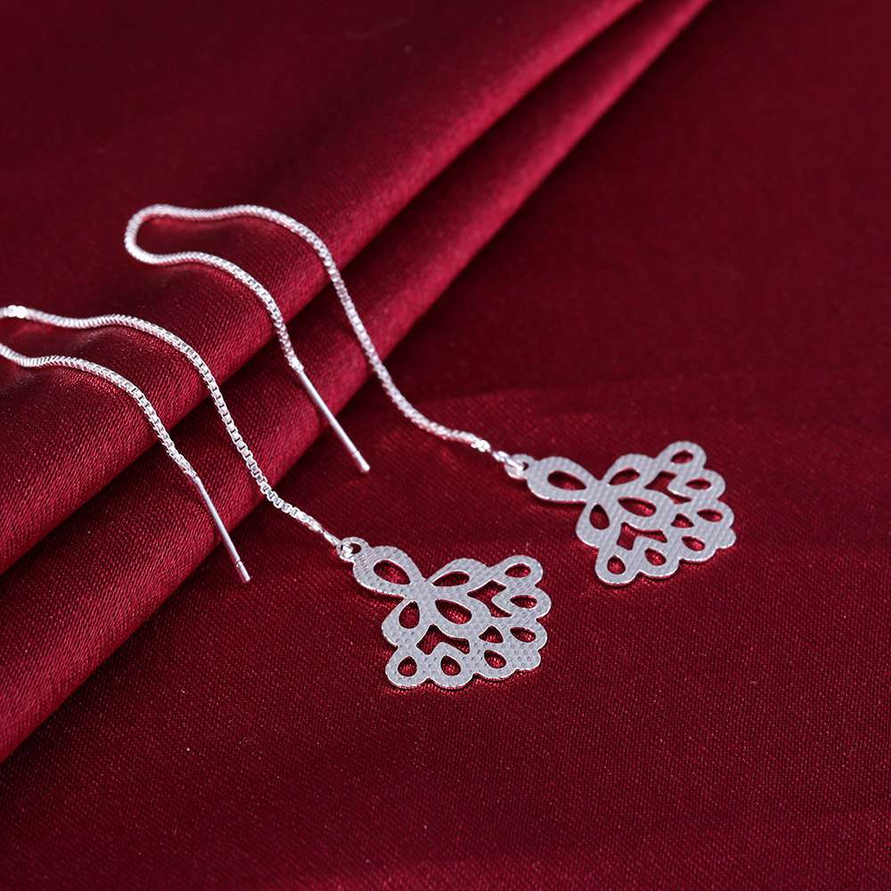 LKNSPCE918 Silver Plated Earrings