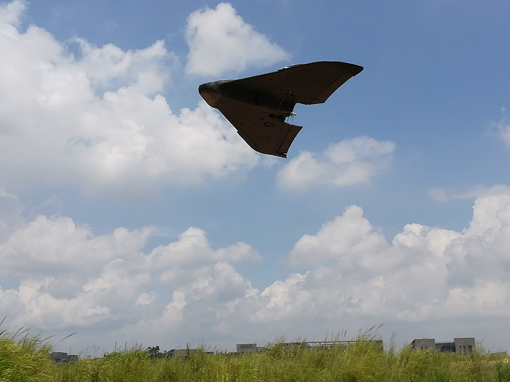 E-DO Skywing 680mm Wingspan EPP FPV Racer RC Flywing - Kit Version